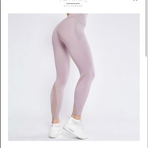 Astoria Activewear Small Mesh Bra and Leggings Set